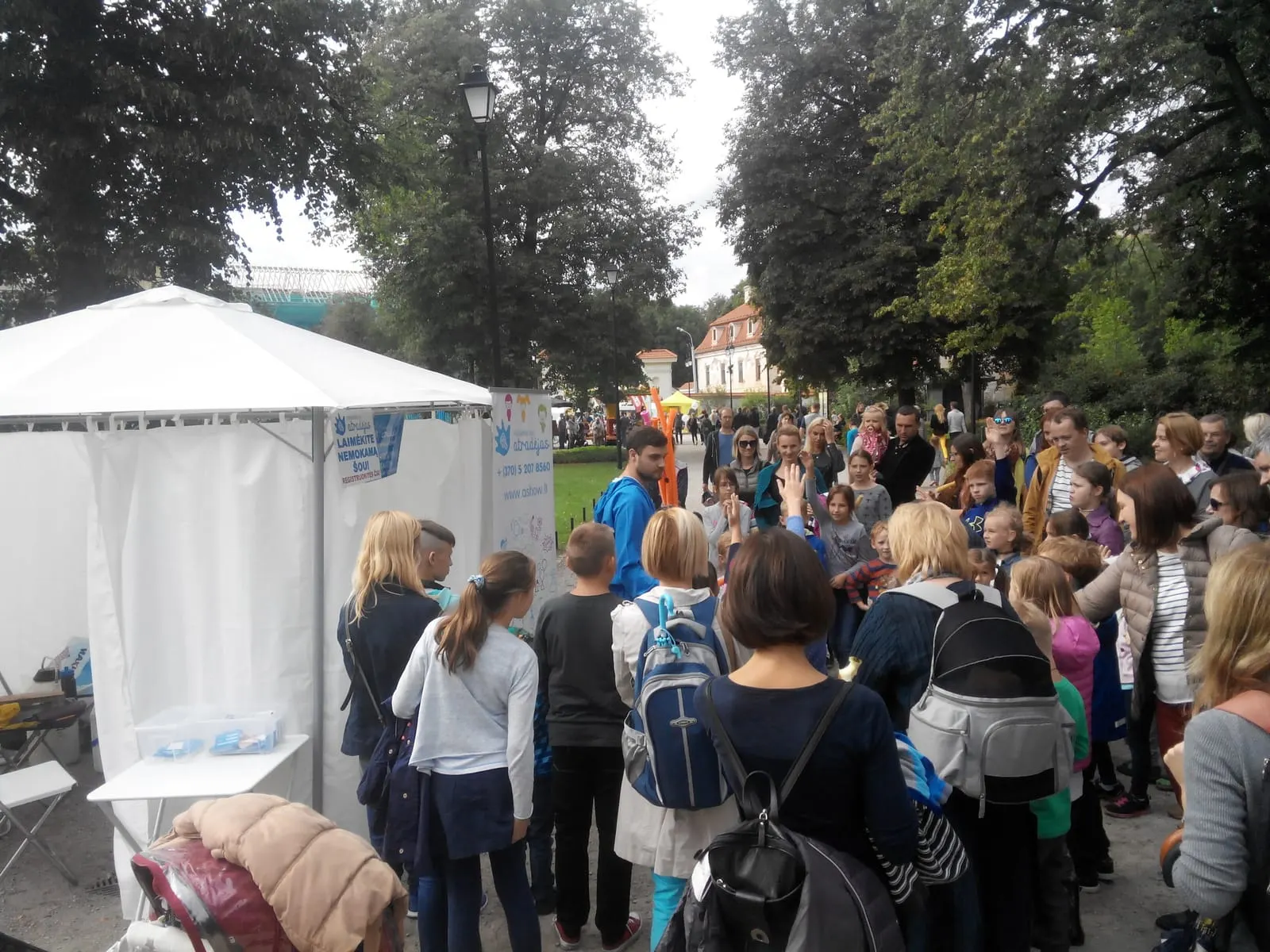 Sostinės dienose „Mokslinis šou Atradėjas“ džiugino Bernardinų sodo lankytojus.